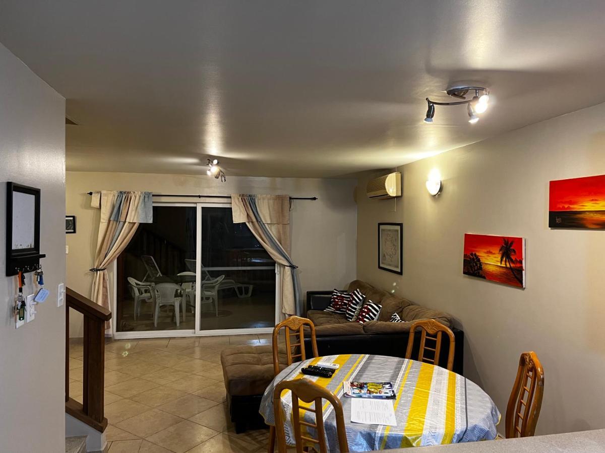 Antigua Chiama Italia Villas Jolly Harbour Экстерьер фото