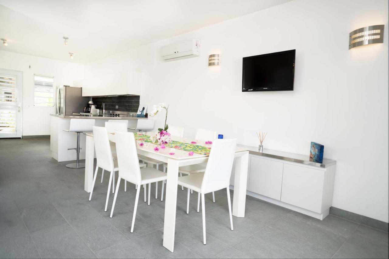 Antigua Chiama Italia Villas Jolly Harbour Экстерьер фото