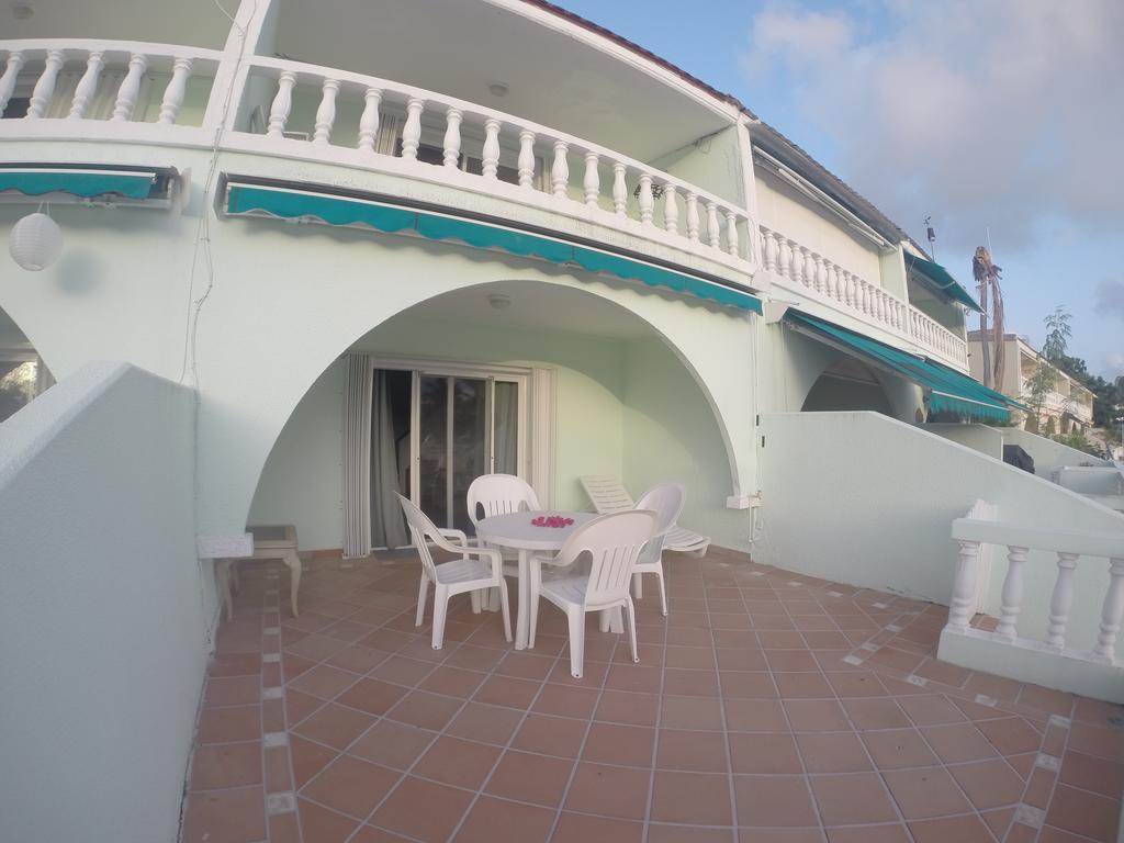 Antigua Chiama Italia Villas Jolly Harbour Экстерьер фото