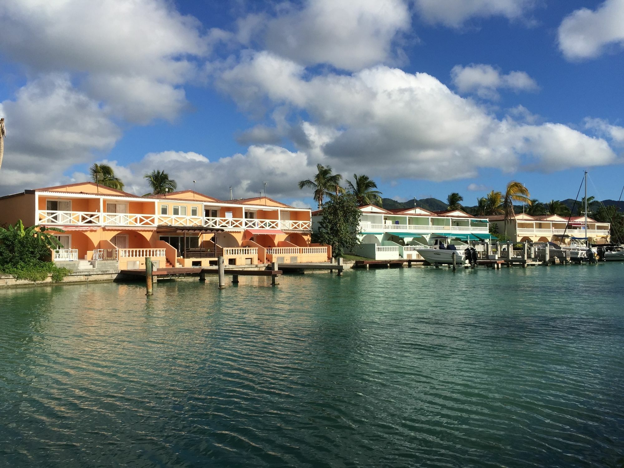 Antigua Chiama Italia Villas Jolly Harbour Экстерьер фото