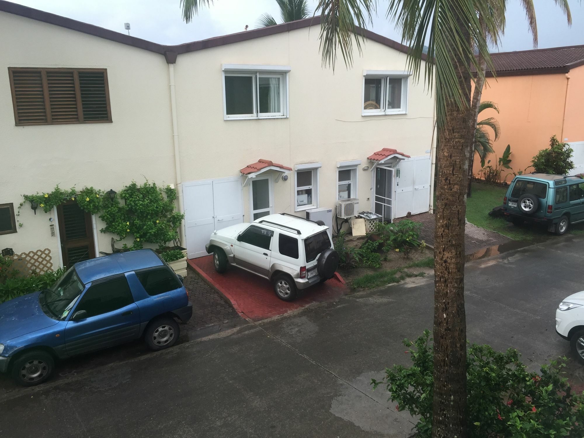 Antigua Chiama Italia Villas Jolly Harbour Экстерьер фото